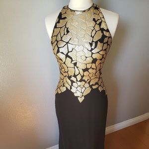 Tadashi Shoji Tuloni Gown